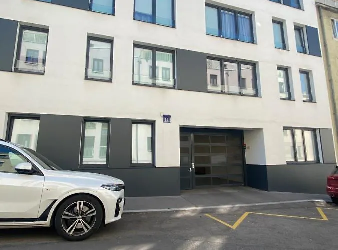 Pa 14 Perfect For In - Parking And Need Near Schoenbrunn Palace T4 Apartman Bécs